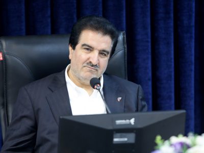 کارگران و بازنشستگان در اولویت خدمات بانک رفاه کارگران هستند