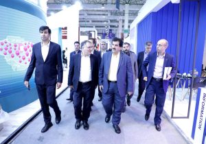 دکتر للـه‌گانی مدیرعامل بانک از نمایشگاه KishInvex 2025 بازدید کرد